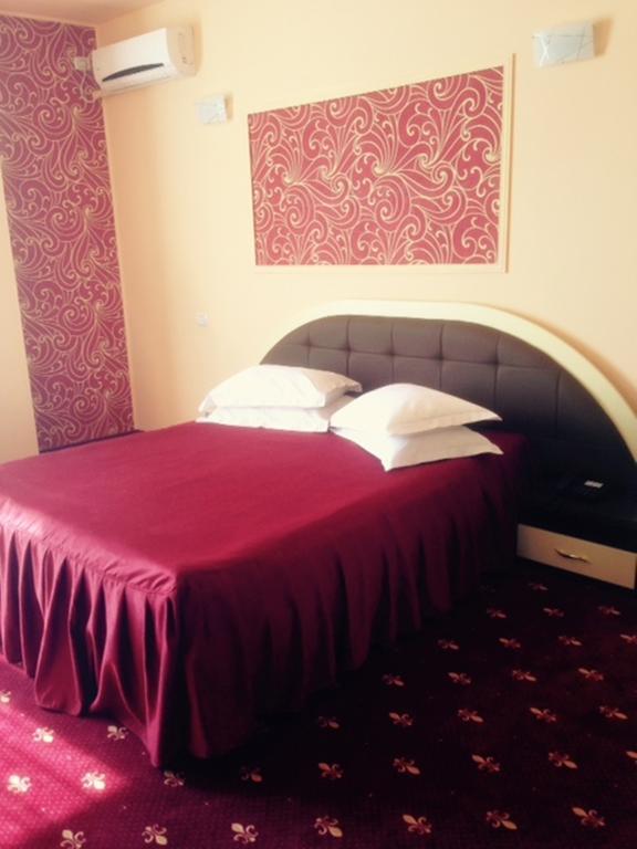 Kleyn Hotel 3*